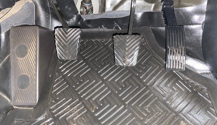 2019 Hyundai Elite i20 SPORTZ PLUS 1.2, Petrol, Manual, 37,761 km, Pedals