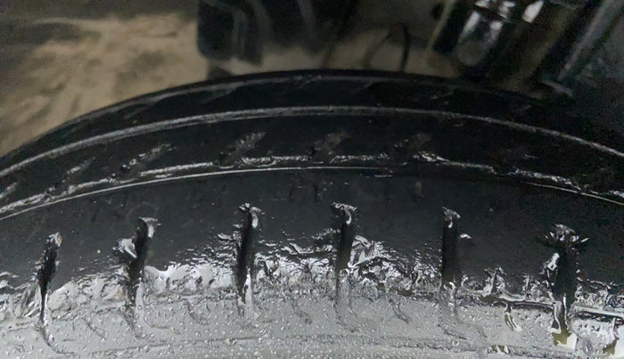 2019 Renault Kwid RXT 0.8, Petrol, Manual, 49,984 km, Right Front Tyre Tread