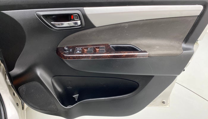 2018 Maruti Ertiga VDI SHVS LIMITED EDITION, Diesel, Manual, 24,998 km, Driver Side Door Panels Control