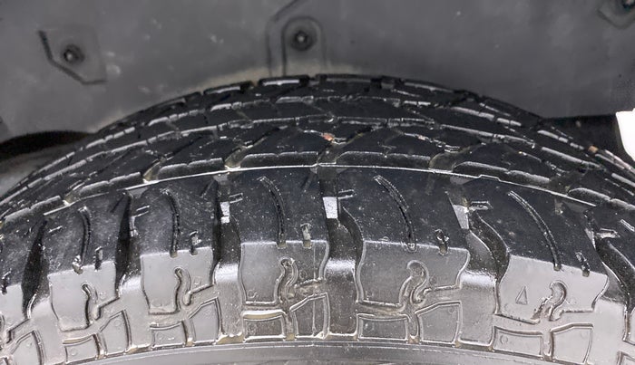 2021 Mahindra Thar LX PETROL HT 4WD AT, Petrol, Automatic, 23,446 km, Left Rear Tyre Tread