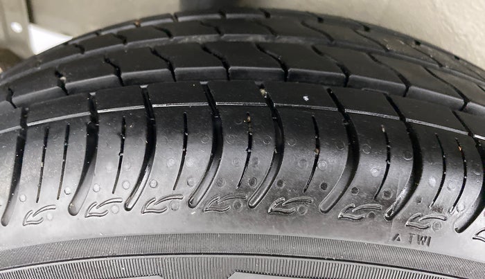 2019 Maruti S PRESSO VXI PLUS AGS, Petrol, Automatic, 5,343 km, Right Rear Tyre Tread