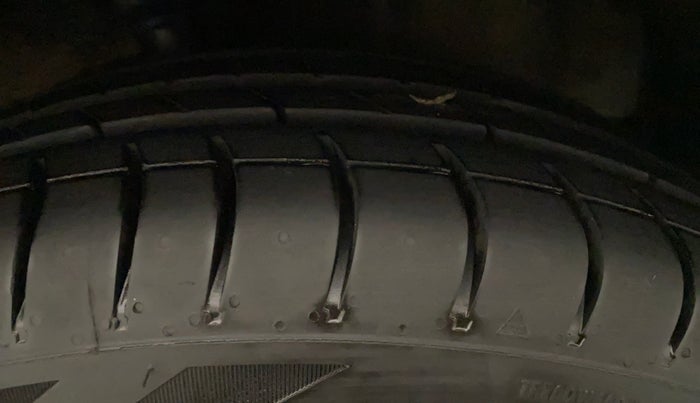 2020 Maruti Celerio VXI (O) CNG, CNG, Manual, 27,422 km, Left Front Tyre Tread