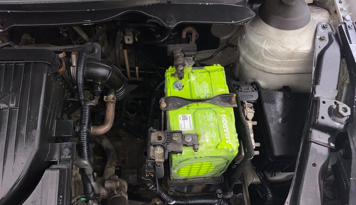 2016 Maruti Swift Dzire VXI, Petrol, Manual, 35,443 km, Engine View - Left