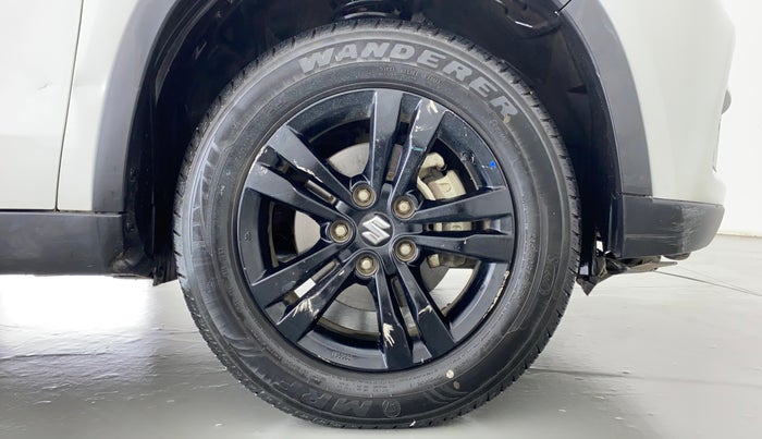 2018 Maruti Vitara Brezza ZDI + AMT, Diesel, Automatic, 98,499 km, Right Front Wheel