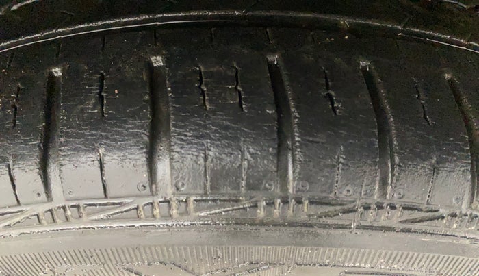 2015 Hyundai Grand i10 ASTA 1.2 KAPPA VTVT, Petrol, Manual, 22,978 km, Right Front Tyre Tread