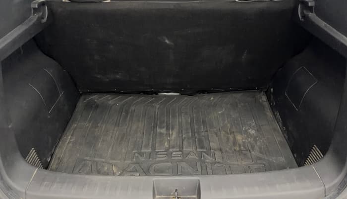 2022 Nissan MAGNITE XE, Petrol, Manual, 66,523 km, Boot Inside