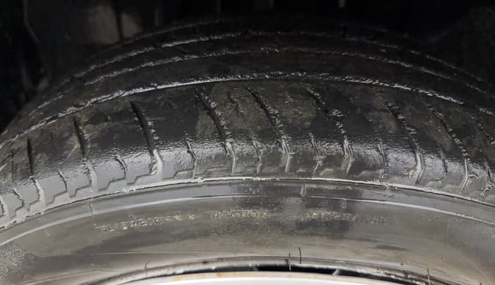 2022 Nissan MAGNITE XE, Petrol, Manual, 66,523 km, Left Front Tyre Tread
