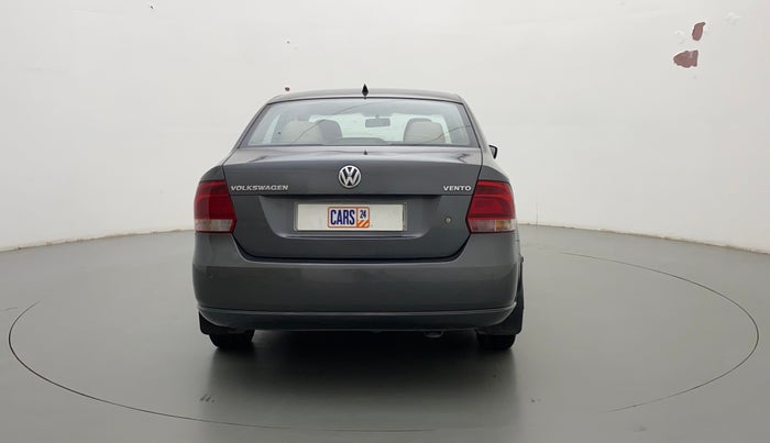 2013 Volkswagen Vento COMFORTLINE MT PETROL, Petrol, Manual, 50,898 km, Back/Rear