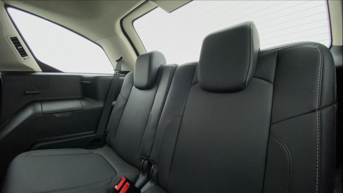2017 Tata Hexa Varicor 400 XT, Diesel, Manual, 48,167 km, Third Seat Row ( optional )