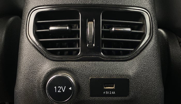 2017 Tata Hexa Varicor 400 XT, Diesel, Manual, 48,167 km, Rear AC Vents