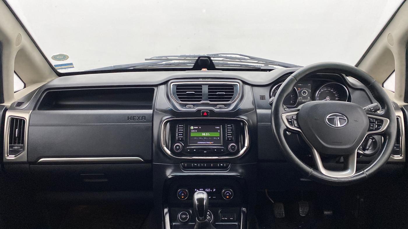 2017 Tata Hexa Varicor 400 XT, Diesel, Manual, 48,167 km, Dashboard
