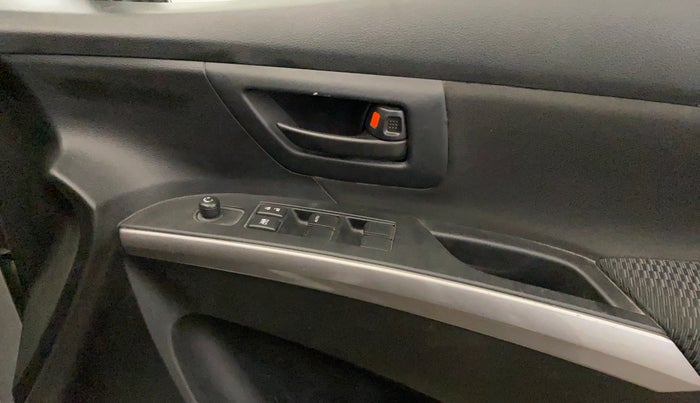 2021 Maruti S Cross SIGMA 1.5, Petrol, Manual, 19,639 km, Driver Side Door Panels Control