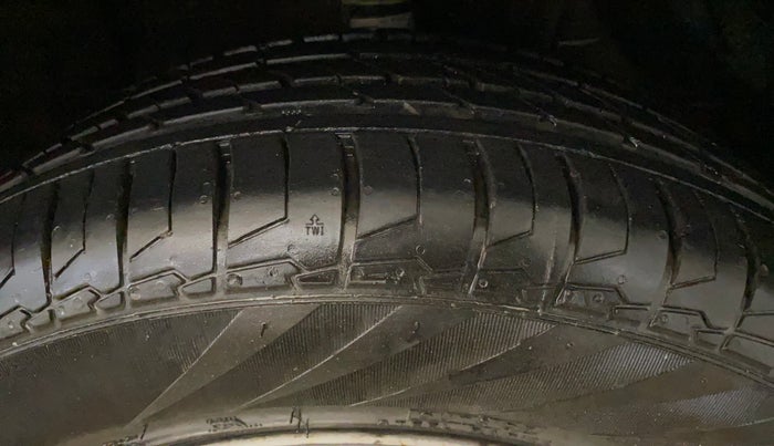 2021 Maruti S Cross SIGMA 1.5, Petrol, Manual, 19,639 km, Right Front Tyre Tread