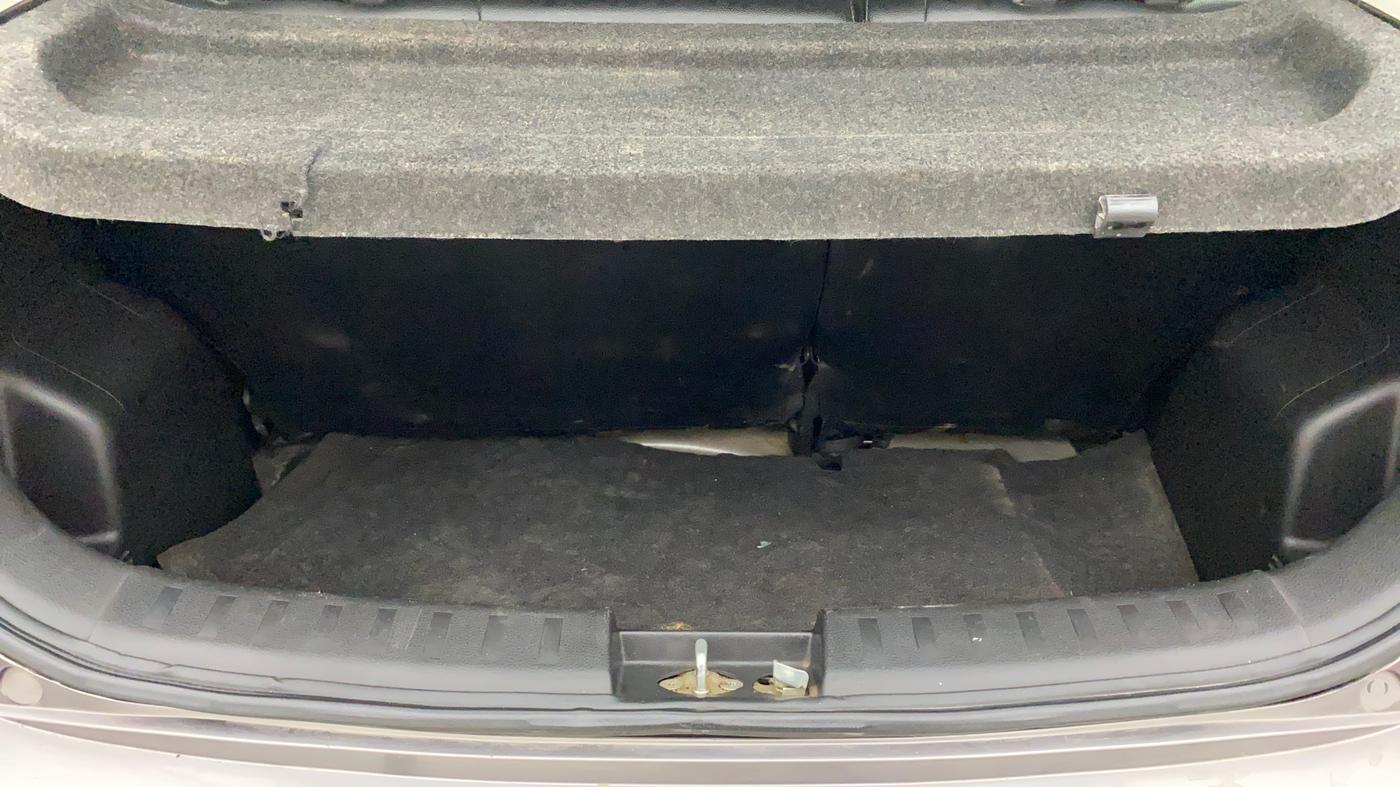 2015 Maruti Swift LXI, Petrol, Manual, 66,439 km, Boot Inside