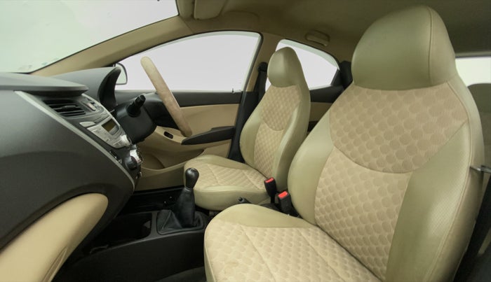 2017 Hyundai Eon MAGNA + AIRBAG, Petrol, Manual, 14,654 km, Right Side Front Door Cabin