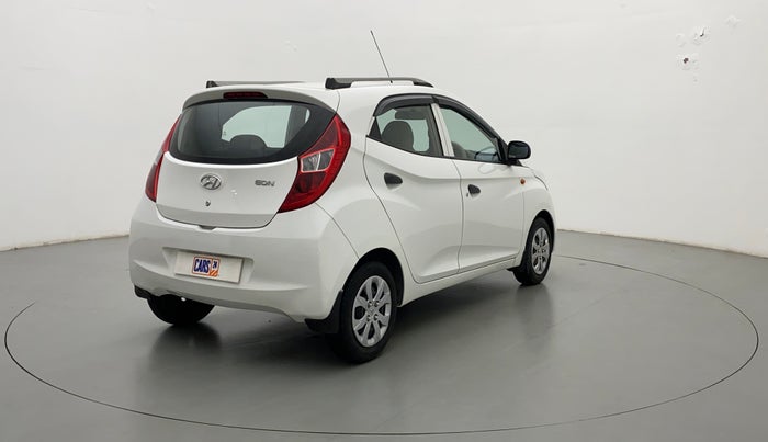 2017 Hyundai Eon MAGNA + AIRBAG, Petrol, Manual, 14,654 km, Right Back Diagonal