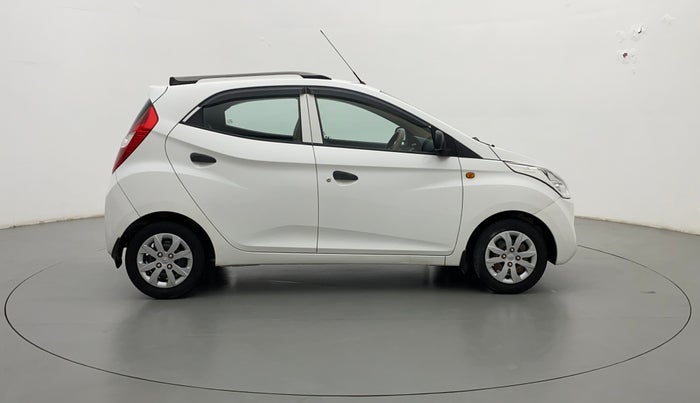 2017 Hyundai Eon MAGNA + AIRBAG, Petrol, Manual, 14,654 km, Right Side