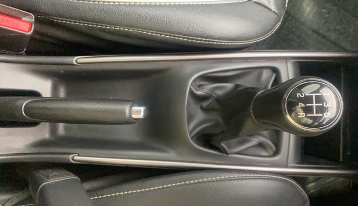 2019 Maruti Baleno ALPHA PETROL 1.2, Petrol, Manual, 57,701 km, Gear Lever