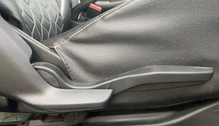 2019 Maruti Baleno ALPHA PETROL 1.2, Petrol, Manual, 57,701 km, Driver Side Adjustment Panel