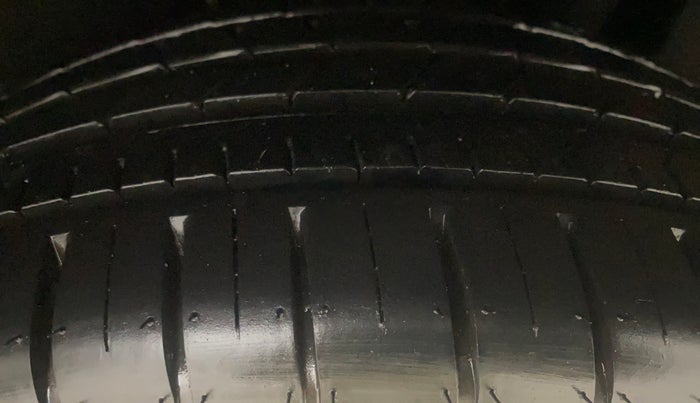 2019 Maruti Baleno ALPHA PETROL 1.2, Petrol, Manual, 57,701 km, Left Rear Tyre Tread