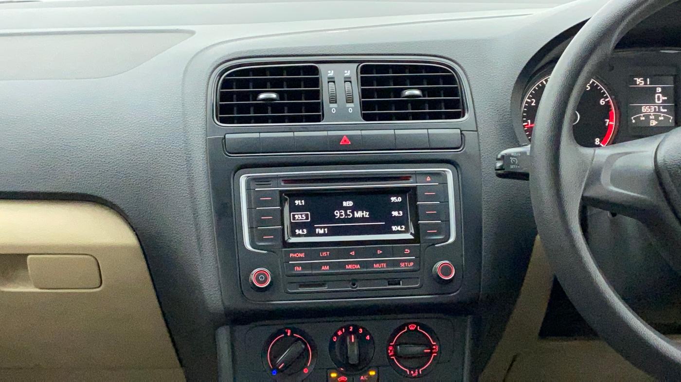 2017 Volkswagen Ameo COMFORTLINE 1.2L, CNG, Manual, 65,592 km, Air Conditioner