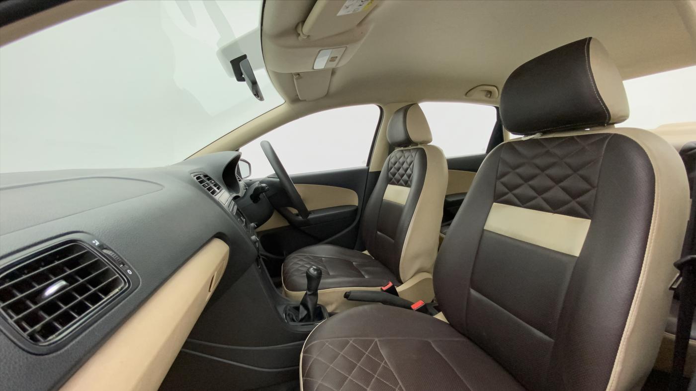 2017 Volkswagen Ameo COMFORTLINE 1.2L, CNG, Manual, 65,592 km, Right Side Front Door Cabin