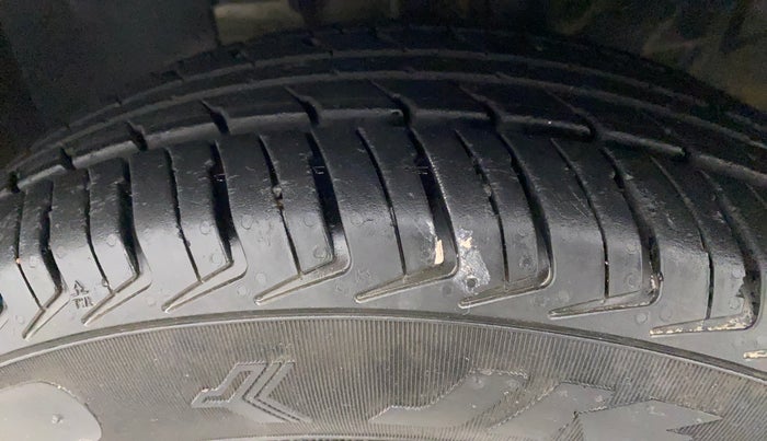 2019 Datsun Redi Go S 1.0 AMT, Petrol, Automatic, 14,461 km, Left Front Tyre Tread