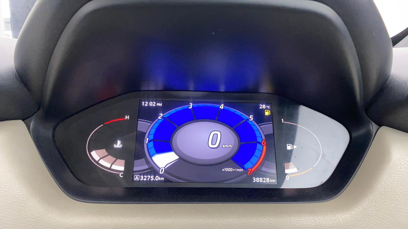 2021 Nissan MAGNITE XV MT, Petrol, Manual, 38,828 km, Odometer Image