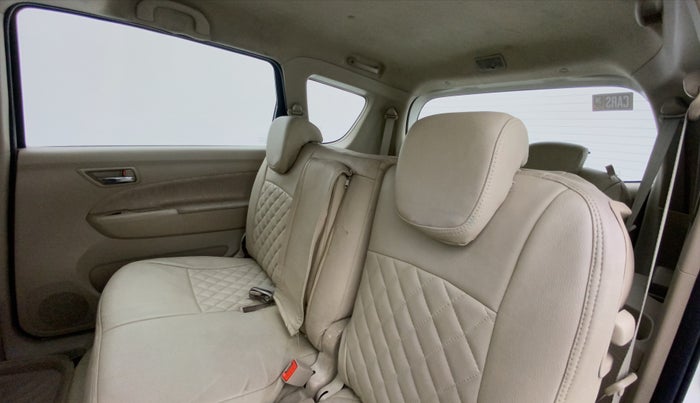 2014 Maruti Ertiga ZDI, Diesel, Manual, 83,007 km, Right Side Rear Door Cabin