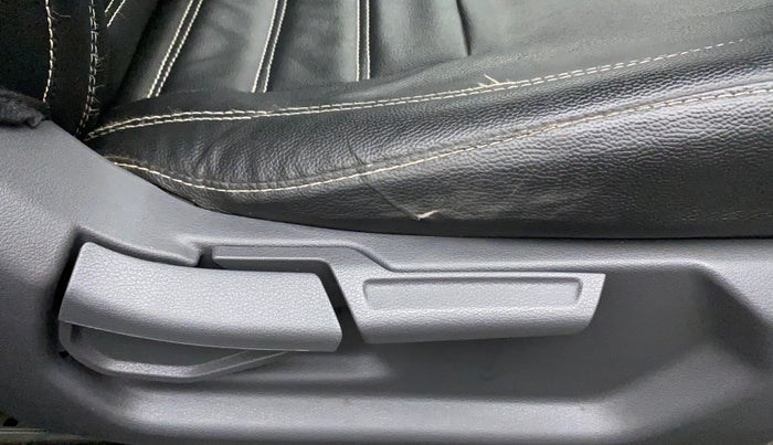 2020 Hyundai AURA S 1.2 AMT, Petrol, Automatic, 31,646 km, Driver Side Adjustment Panel