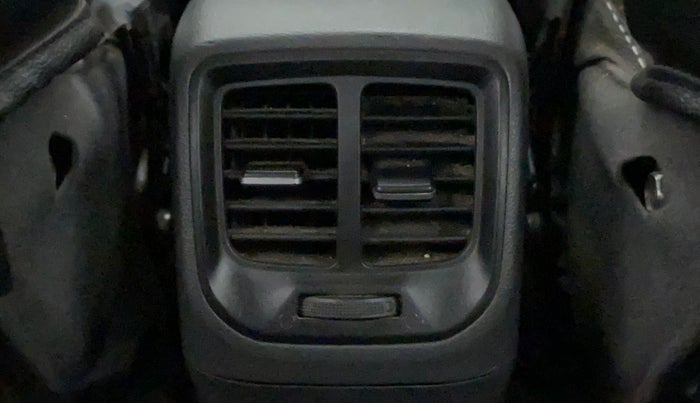 2020 Hyundai AURA S 1.2 AMT, Petrol, Automatic, 31,646 km, Rear AC Vents