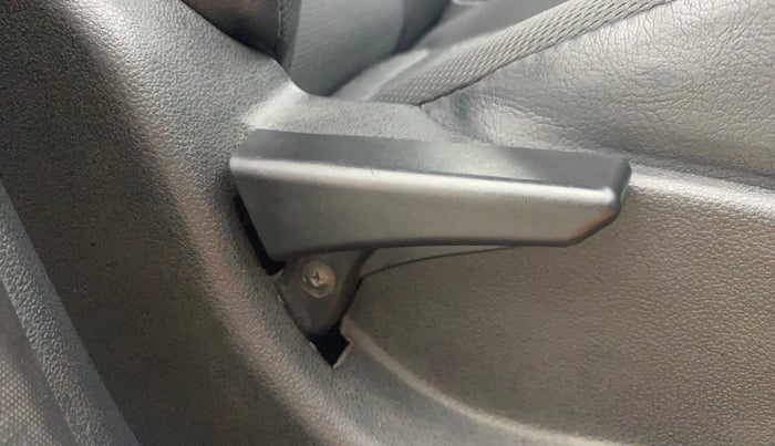 2018 Tata Tiago XM PETROL, Petrol, Manual, 84,145 km, Driver Side Adjustment Panel