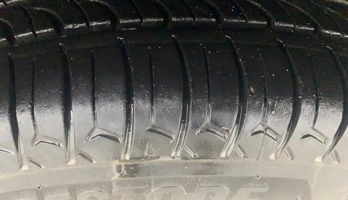 2018 Tata Tiago XM PETROL, Petrol, Manual, 84,145 km, Left Front Tyre Tread