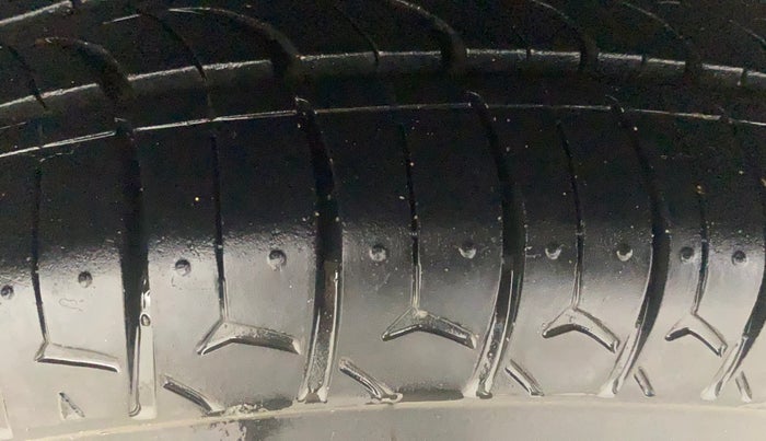 2018 Tata Tiago XM PETROL, Petrol, Manual, 84,145 km, Right Rear Tyre Tread