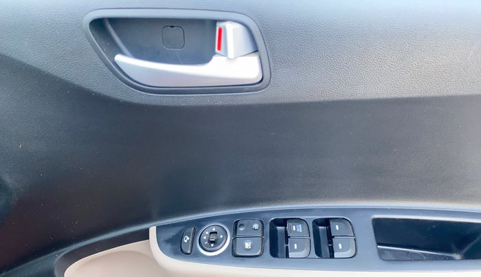 2016 Hyundai Grand i10 ASTA (O) 1.2 KAPPA VTVT, Petrol, Manual, 54,342 km, Driver Side Door Panels Control