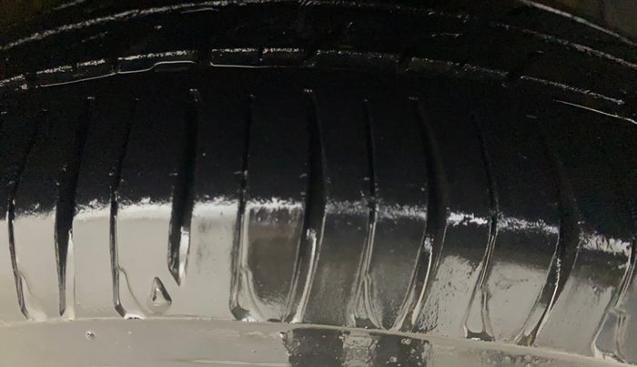 2016 Hyundai Grand i10 ASTA (O) 1.2 KAPPA VTVT, Petrol, Manual, 54,342 km, Right Front Tyre Tread