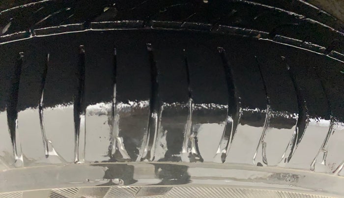 2016 Hyundai Grand i10 ASTA (O) 1.2 KAPPA VTVT, Petrol, Manual, 54,342 km, Right Rear Tyre Tread