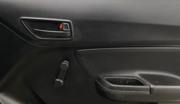2018 Maruti Swift LXI, Petrol, Manual, 59,836 km, Driver Side Door Panels Control