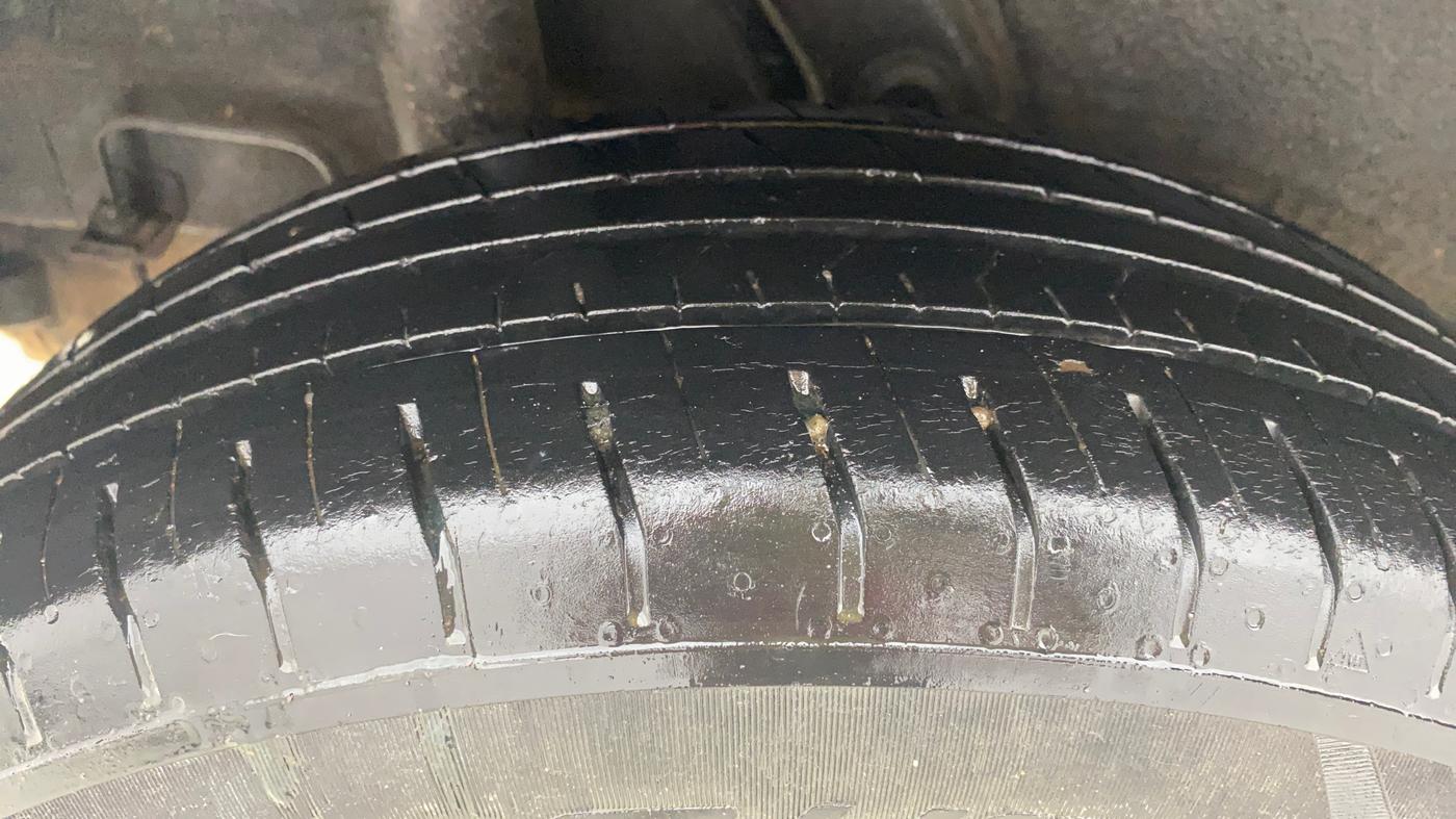 2019 Hyundai VENUE S 1.2, CNG, Manual, 61,737 km, Right Rear Tyre Tread