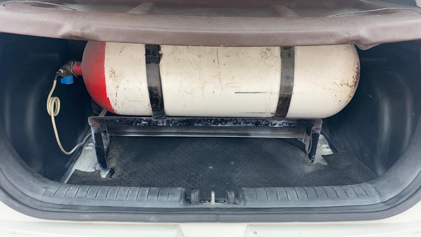 2019 Hyundai VENUE S 1.2, CNG, Manual, 61,737 km, Boot Inside