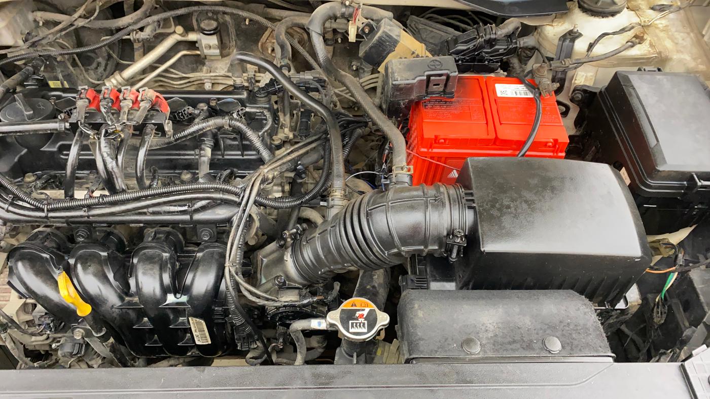 2019 Hyundai VENUE S 1.2, CNG, Manual, 61,737 km, Engine View - Left