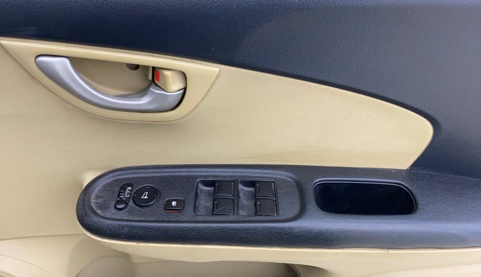 2014 Honda Amaze 1.5L I-DTEC VX, Diesel, Manual, 58,362 km, Driver Side Door Panels Control