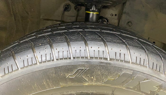 2014 Honda Amaze 1.5L I-DTEC VX, Diesel, Manual, 58,362 km, Right Front Tyre Tread