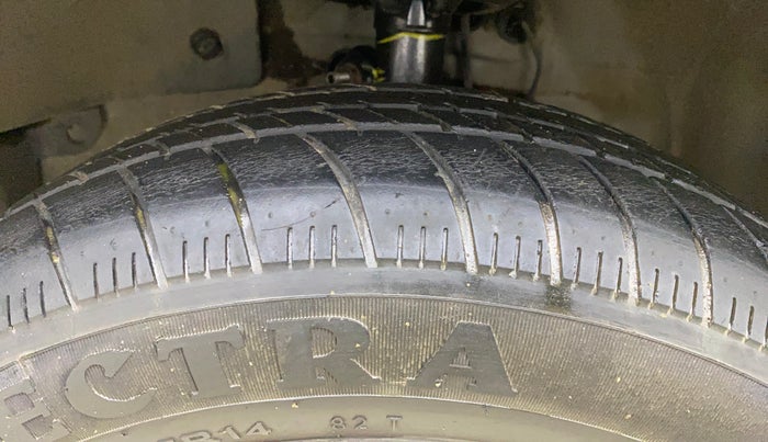 2014 Honda Amaze 1.5L I-DTEC VX, Diesel, Manual, 58,362 km, Left Front Tyre Tread