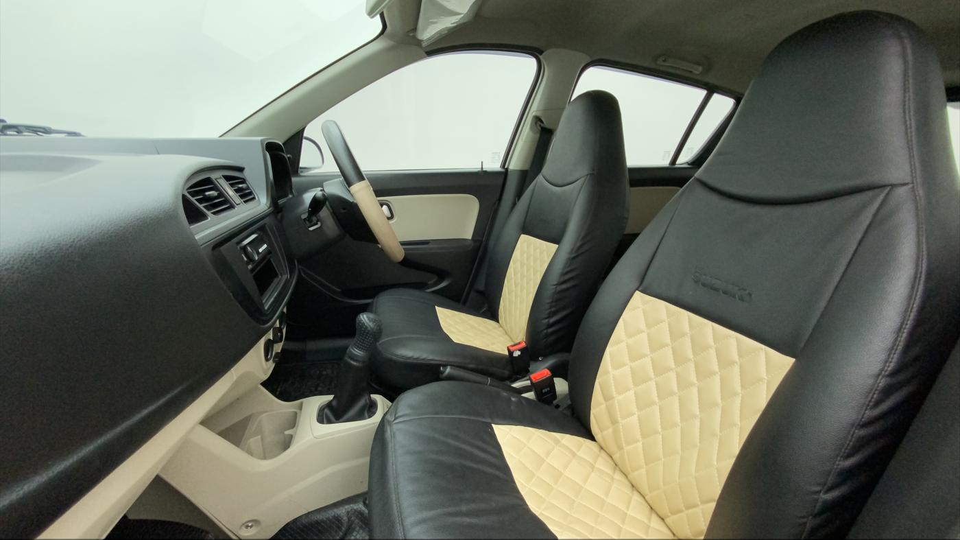 2019 Maruti Alto LXI, Petrol, Manual, 10,180 km, Right Side Front Door Cabin