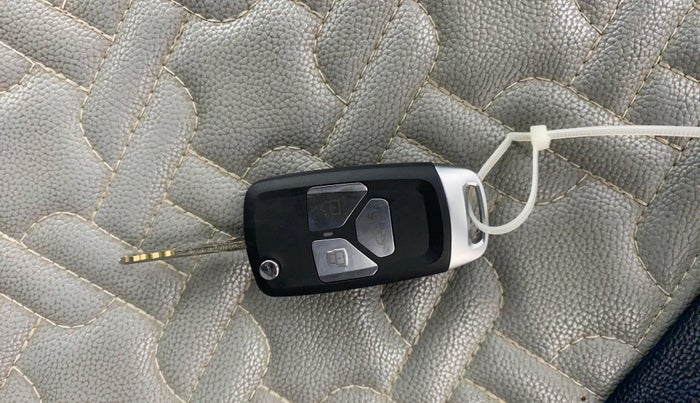 2018 Hyundai Elite i20 ASTA 1.2, Petrol, Manual, 64,043 km, Key Close Up