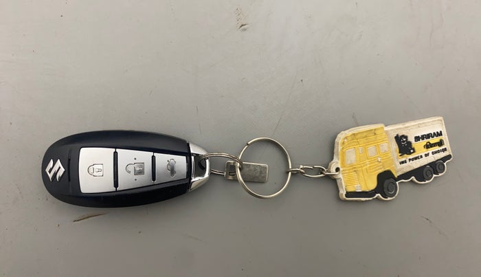 2017 Maruti Ciaz S DIESEL 1.3, Diesel, Manual, 40,820 km, Key Close Up