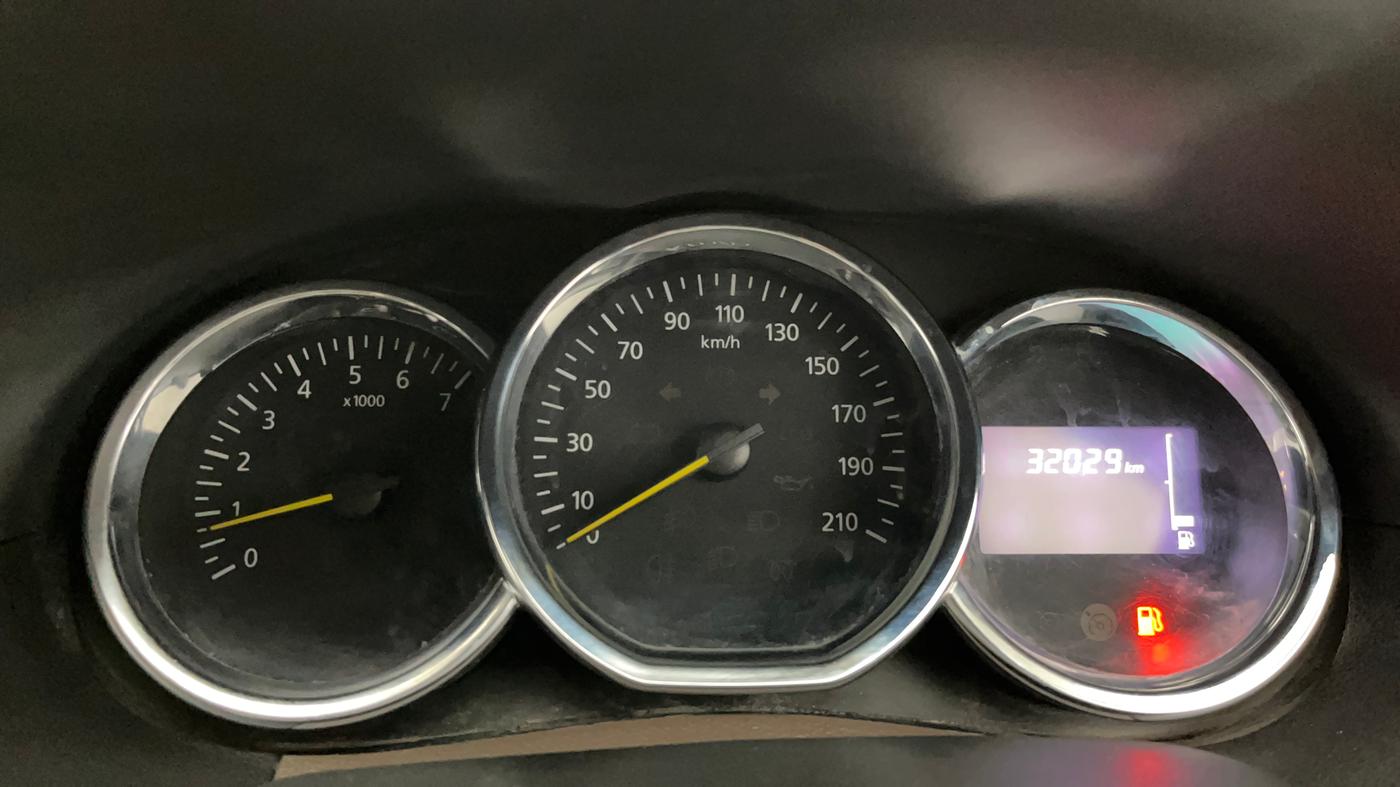 2019 Renault Duster RXS PETROL, Petrol, Manual, 32,006 km, Odometer Image