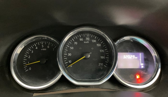 2019 Renault Duster RXS PETROL, Petrol, Manual, 32,006 km, Odometer Image