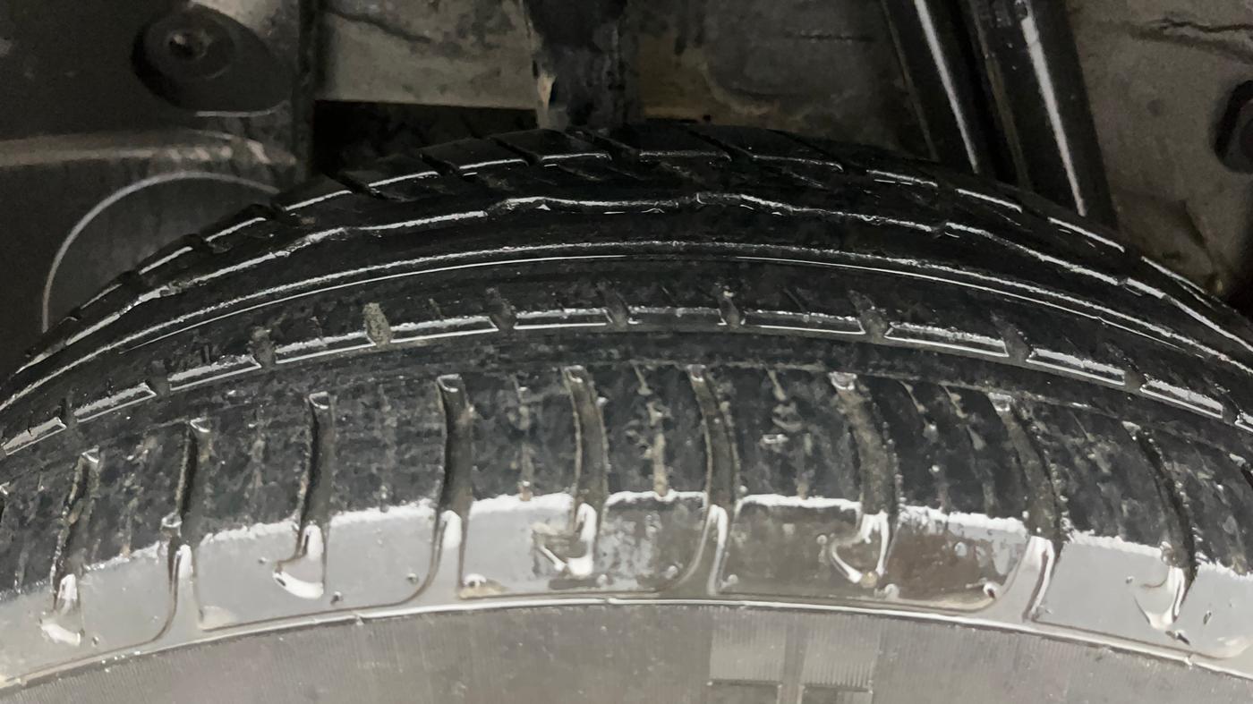 2019 Renault Duster RXS PETROL, Petrol, Manual, 32,006 km, Right Rear Tyre Tread